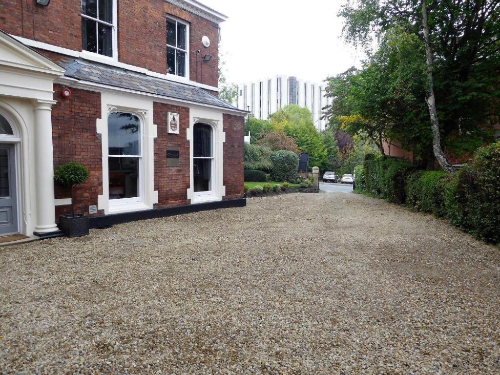The Deakin At Claremont Serviced Apartments Leeds  Exterior photo